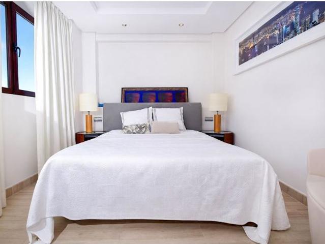 Atico Duplex en Venta en Estepona, Málaga