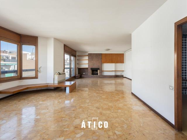 ATICO DUPLEX EN VENTA EN SANT GERVASI GALVANY