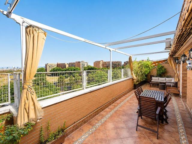 Ático en venta, Ciudad Lineal Pueblo Nuevo, Madrid