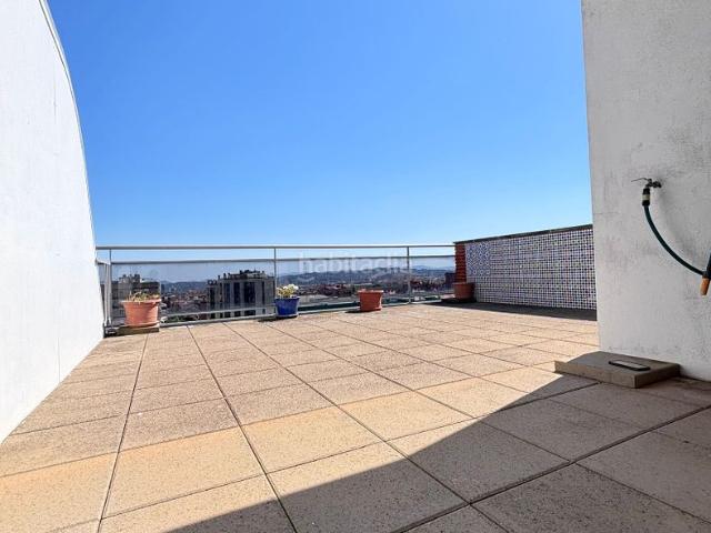 Ático en venta en Terrassa, Zona Esportiva. ESPECTACULAR ÁTICO CANTONERO DE 3 HAB + TERRAZA Y BALCÓN. Áticos.