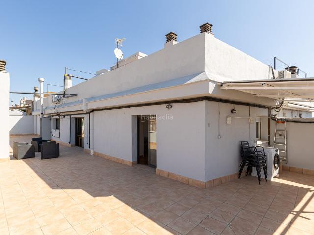 Ático en venta en Terrassa, La Maurina. MARAVILLOSO ÁTICO CON TERRAZA DE 100M2 Y EXCELENTES VISTAS CON ASCENSOR. Áticos.