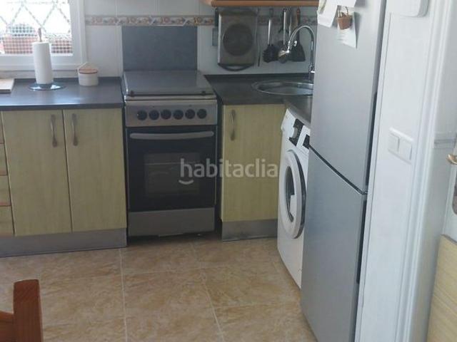 Ático en venta en Torremolinos, Manantiales Estación de Autobuses. Atico en el centro de Torremolinos, dos dormitorios,gran terraza. Áticos.