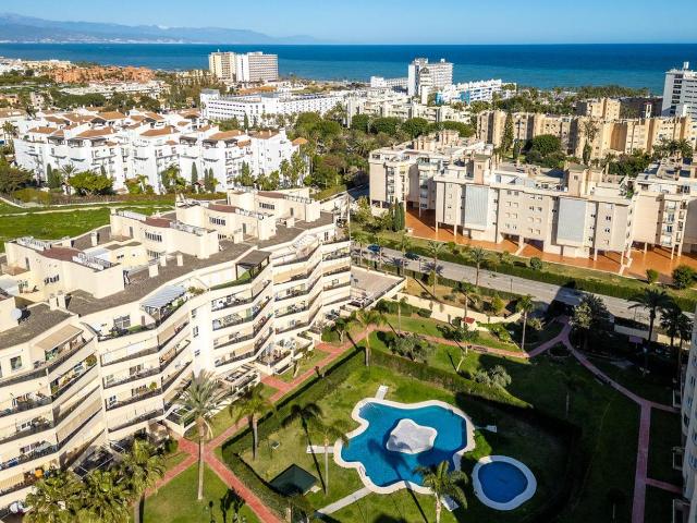 Ático en venta en Torremolinos, Playamar Benyamina. Áticos.