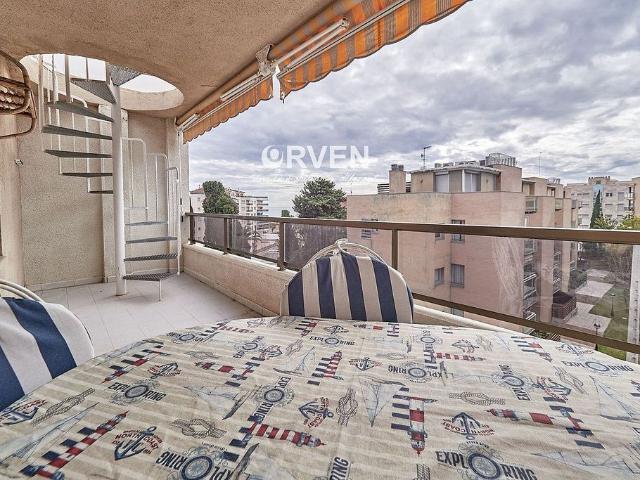 Ático en venta en calle De la Martineta, Torredembarra, de 47 m² 2 habitaciones por 265.000