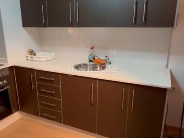 Ático en venta en Torrevieja, Nueva Torrevieja. Descubre este encantador aacutetico ubicado en la codiciada zona de Nueva Torrevieja, a solo 1000 metros del mar. Con una superfic. Áticos.