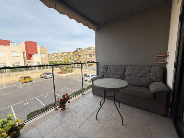 Ático en venta en Torrevieja, Aguas Nuevas. Apartamento en zona cotizada!. Áticos.