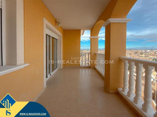 Ático en venta en Torrevieja, Aguas Nuevas. Ático con piscina comunitaria, en la provincia de Alicante, en la ciudad de Torrevieja, en la zona de La Mata. 2 habitaciones 66. Áticos.