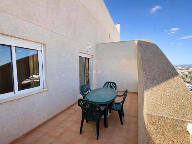 Ático en venta en Torrevieja, Antonio Machado. iexclOportunidad uacutenica!Vive el suentildeo en esta vivienda en Torrevieja, un lugar rodeado de servicios donde lo tendra todo. Áticos.