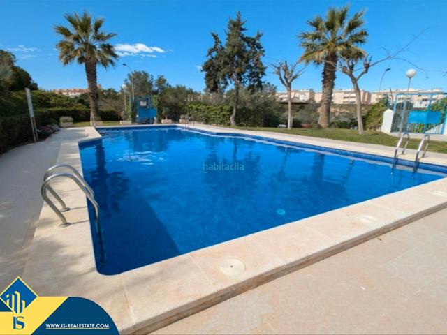 Ático en venta en Torrevieja, Cañada del Molino. Ático con terraza en la provincia de Alicante, en la localidad de Torrevieja, en la pedanía de La Mata. 2 habitaciones 65 m² 5. Áticos.