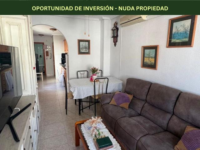 Ático en venta en Torrevieja, El Molino. NUDA PROPIEDAD en venta en Rambla Juan Mateo García. Áticos.