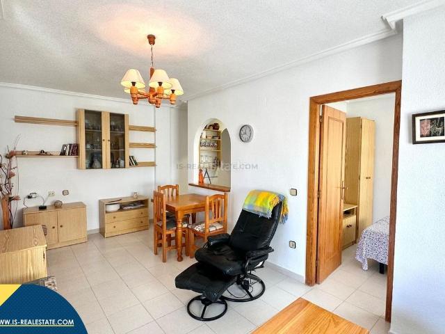 Ático en venta en Torrevieja, El Acequión. Ático con piscina comunitaria, en la provincia de Alicante, en la ciudad de Torrevieja, en la zona de Playa del Acequión. 2 habita. Áticos.