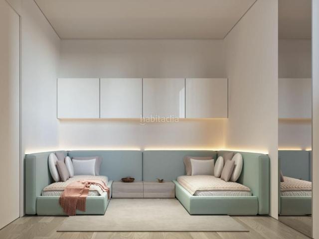 Ático en venta en Torrevieja, Las Piscinas Naturales. Ático de 2 dormitorios y 2 baños con piscina y terraza, a 250 m de la playa en Torrevieja. Áticos.