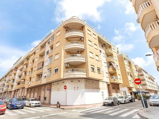 Ático en venta en Torrevieja, Las Piscinas Naturales. Áticos.