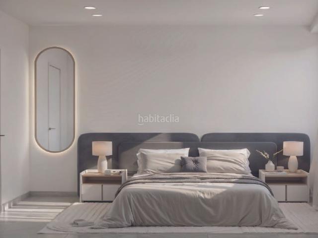 Ático en venta en Torrevieja, Las Piscinas Naturales. Lujoso ático con solarium privado y ubicación privilegiada cerca de la Playa del Cura en Torrevieja!. Áticos.