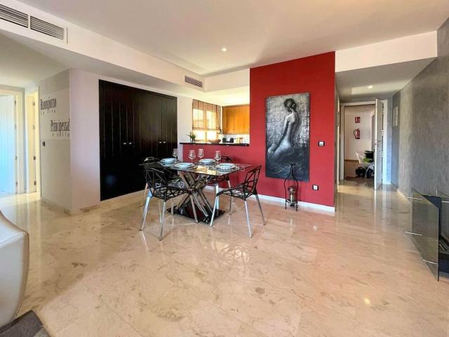 Ático en venta en Torrevieja, Punta Prima. Ático de dos dormitorios en el prestigioso complejo La Recoleta, Punta Prima, Torrevieja, Orihuela Costa, Costa Blanca. Terraza, p. Áticos.