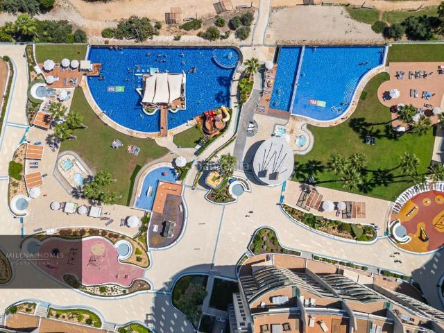Ático en venta en Torrevieja, Punta Prima. Ático de Lujo en Primera Línea de Mar Sea Senses, Punta Prima. Áticos.