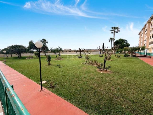 Ático en venta en Torrevieja, Parque de las Naciones. ÁTICO COMPLETAMENTE REFORMADO CERCA DE LA PLAYA EN TORREVIEJA!. Áticos.