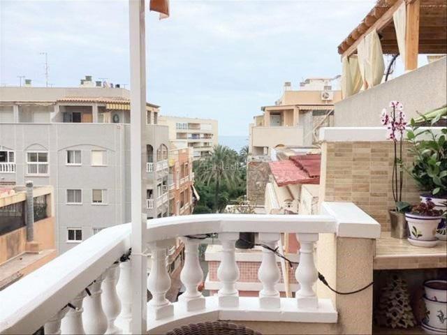 Ático en venta en Torrevieja, Zona Playa de los Locos. Atico en venta en Playa de los Locos, 3 dormitorios. Áticos.