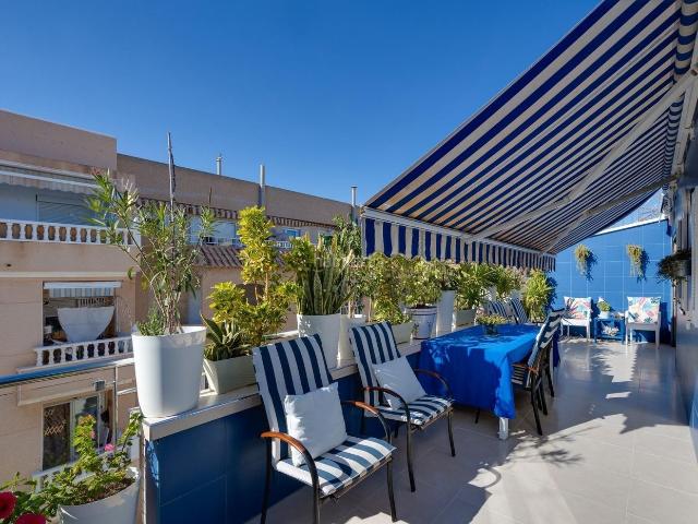 Ático en venta en Torrevieja, Zona Playa de los Locos. Áticos.