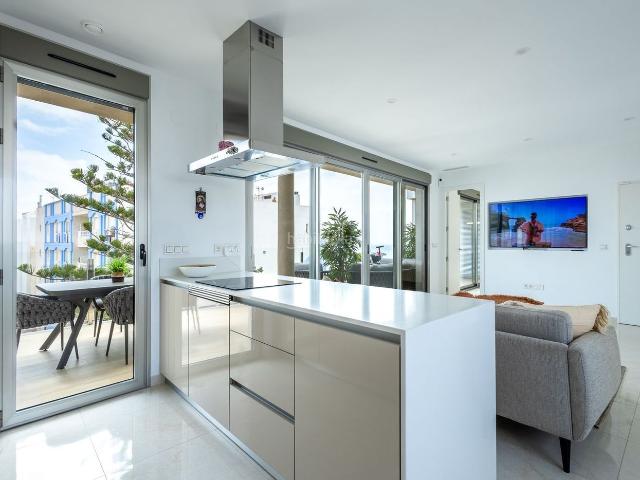 Ático en venta en Torrevieja, Zona Playa de los Locos. Espectacular ático en primera línea!. Áticos.