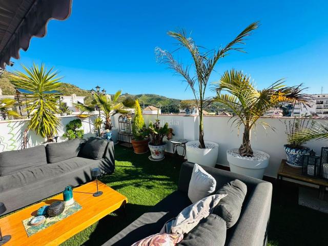 Ático en venta en Torrox, Torrox Pueblo. exclusivo ático duplex a la venta en Torrox. Áticos.