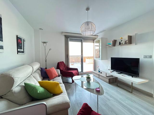 Ático en venta en Totana. Espectacular ático con gran terraza en Totana. Áticos.