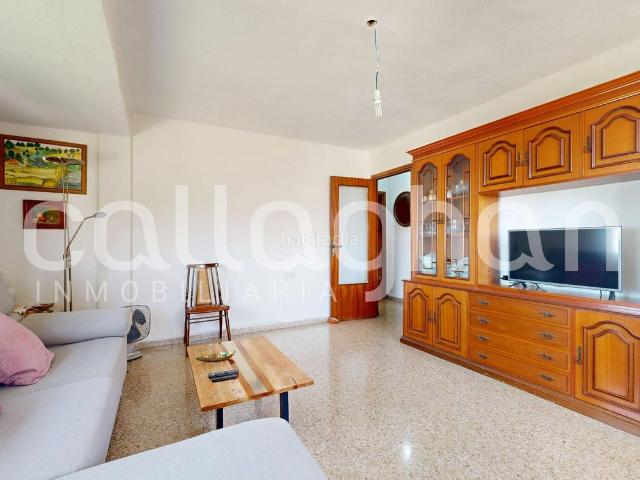 Ático en venta en Valencia, Malilla. Ático con terraza en Malilla una oportunidad única para crear la vivienda de tus sueños. Áticos.