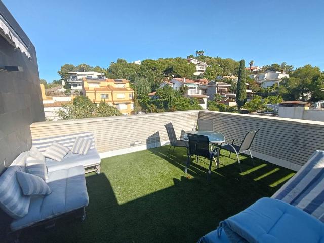 Ático en Venta en Vallpineda Rocamar