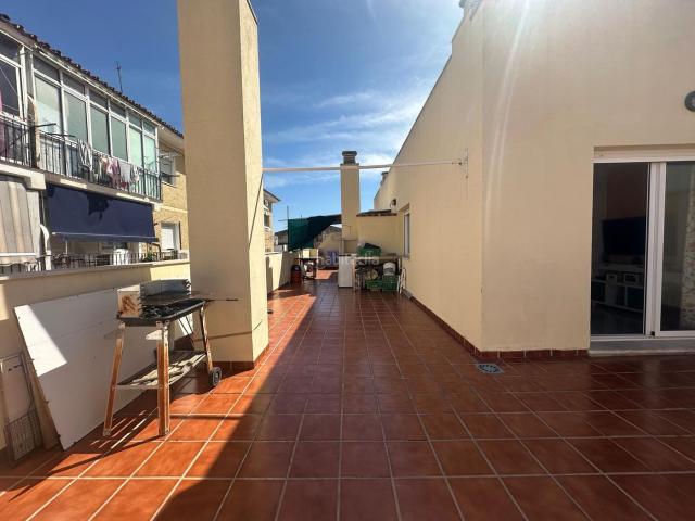 Ático en venta en Vélez Málaga, Norte Barrio del Pilar El Reñidero. Atico con gran terraza. Áticos Vélez.