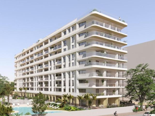 Ático en venta en Vila Joiosa la, Platja de Vila Joiosa. Ático de 3 dormitorios y 2 baños con piscina y jardín, a 500 m de la playa en La Villajoyosa Vila Joiosa. Áticos Vila Joiosa.