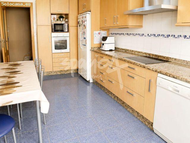 Ático en venta en Vila real, 244 m2 con 3 terrazas