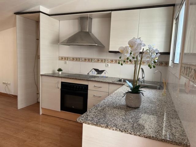 Ático en venta en Vilanova del Camí. ? Acogedor ático de 42 m² en el centro de Vilanova del Camí ?. Áticos Vilanova del.