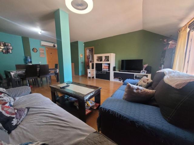 Ático en venta en Yeles. ÁTICO CON 2 TERRAZAS, GARAJE Y TRASTERO LISTO PARA ENTRAR A VIVIR EN YELES. Áticos.