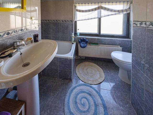 Ático en venta en Zamora, San Lázaro. Estupendo dúplex en La Hiniesta, Zamora. Áticos.