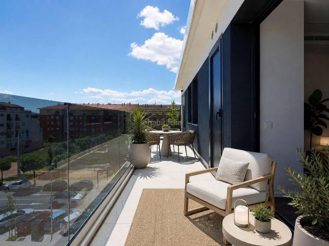 Ático en venta en Abrera. ÁTICO CON TERRAZA PRIVADA DE 50 M2 A ESTRENAR PLAZA DE GARAJE INCLUIDA. Áticos.