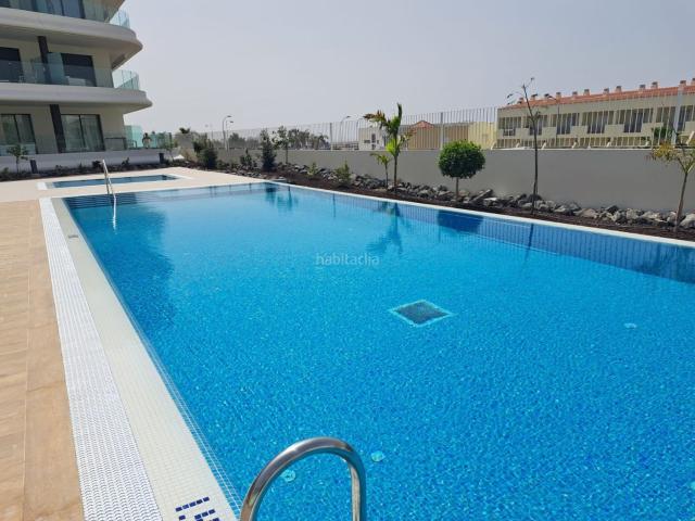 Ático en venta en Adeje, Playa Fañabé Alto. ESPECTACULAR ÁTICO DE 2 DORMITORIOS Y DOS TERRAZAS CON VISTAS AL MAR EN ATLANTIC HOMES, MADROÑAL. Áticos.