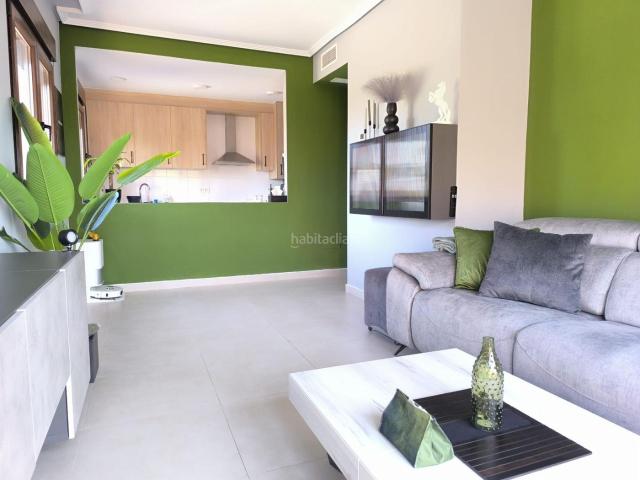 Ático en venta en Alcázares Los, Las Lomas de Rame Bahía Bella. Ático con vistas al golf y piscina Oportunidad limitada!. Áticos Alcázares.