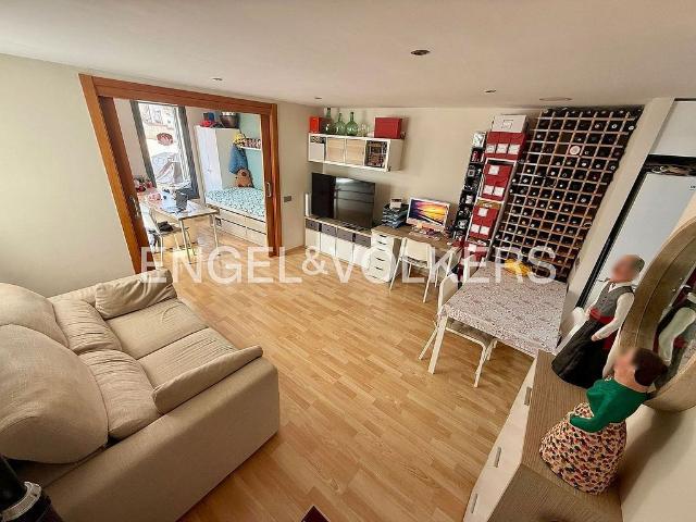 Ático en venta en Alella, de 65 m² 2 habitaciones por 399.000