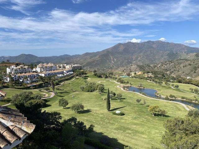 Ático en Venta en Alhaurín Golf