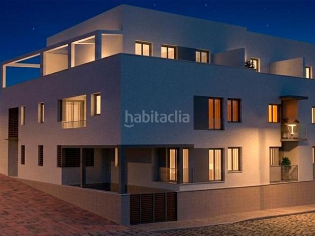 Ático en venta en Alhendín, Carretera de Granada La Alcazaba. EDIFICIO TRES CRUCES. coqueto ático de un dormitorio, con terraza, en construcción. Áticos.