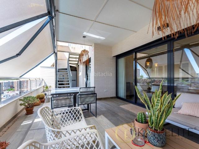 Ático en venta en Alicante, Albufereta. Exclusiva Vivienda con Terraza y Vistas al Mediterráneo. Áticos.