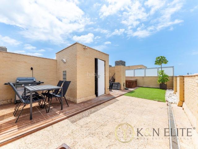 Ático en venta en Alicante, Benalúa. Ático Dúplex con Vistas al Mar. Áticos.