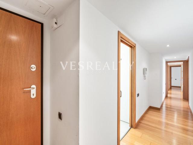 Ático en venta en Alicante, Benalúa. Exclusivo Ático Dúplex en el Corazón de Alicante. Áticos.
