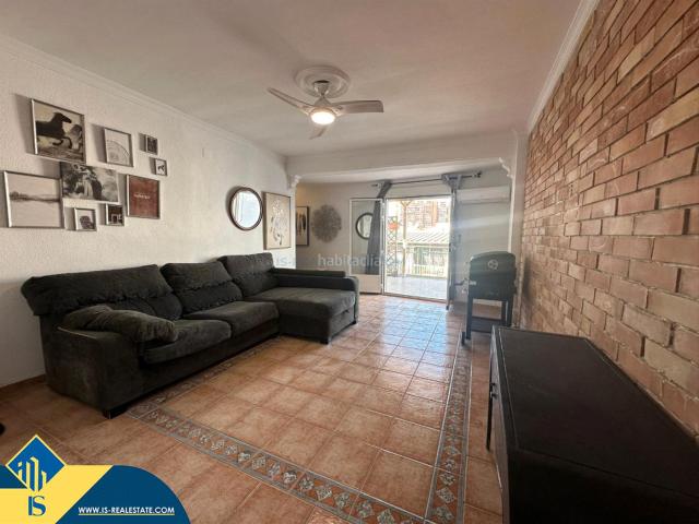 Ático en venta en Alicante, Santo Domingo. Atico con terraza en Alicante, provincia de Alicante. 2 habitaciones 76 m² 2 kilómetros del mar. Áticos.