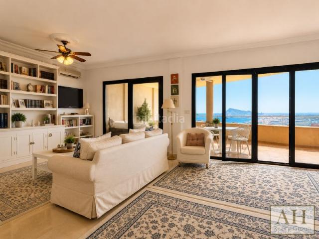 Ático en venta en Altea, Altea Hills. Áticos.