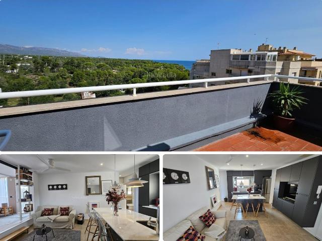 Ático en venta en Ametlla de Mar L´, L´Ametlla de Mar Costa Dorada. Bonito Ático de 60 M2 con terraza, vistas mar y montaña, a escasos 200 metros de la playa. Áticos Ametlla de Mar.
