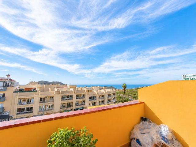 Ático en venta en Arona, La Camella. Gran ático con vistas al mar que te enamorará!. Áticos.