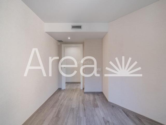 Ático en venta en Arenys de Mar, Centre. Singular Atico seminuevo de 148 m2,en pleno centro con gran terraza de 45 m2. Áticos Arenys de.