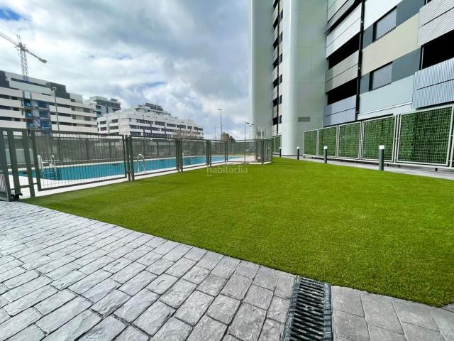 Ático en venta en Arganda del Rey, Centro. Ático Dúplex de 176 m² con terraza de 82 m², vistas panorámicas a Madrid, 2 garajes y piscina. Áticos Arganda del.