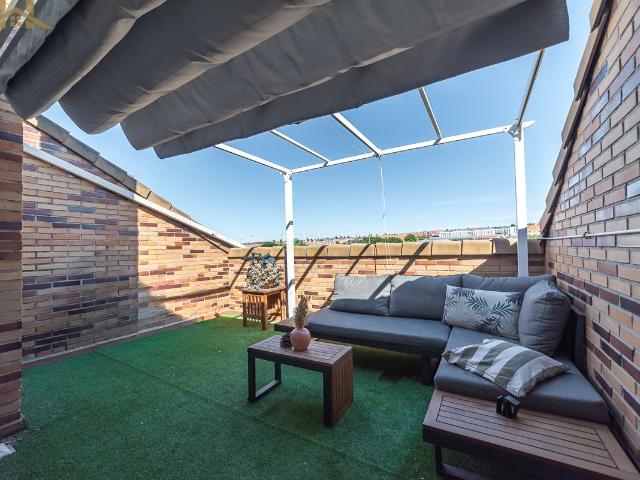 Ático en venta en Arroyomolinos, Casco Antiguo La Dehesa Los Monteros. Áticos.